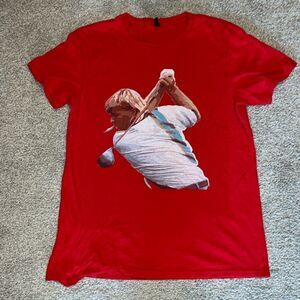 John Daly printed golfer golf golfing Tee T shirt Sunday Red JD is the man!!